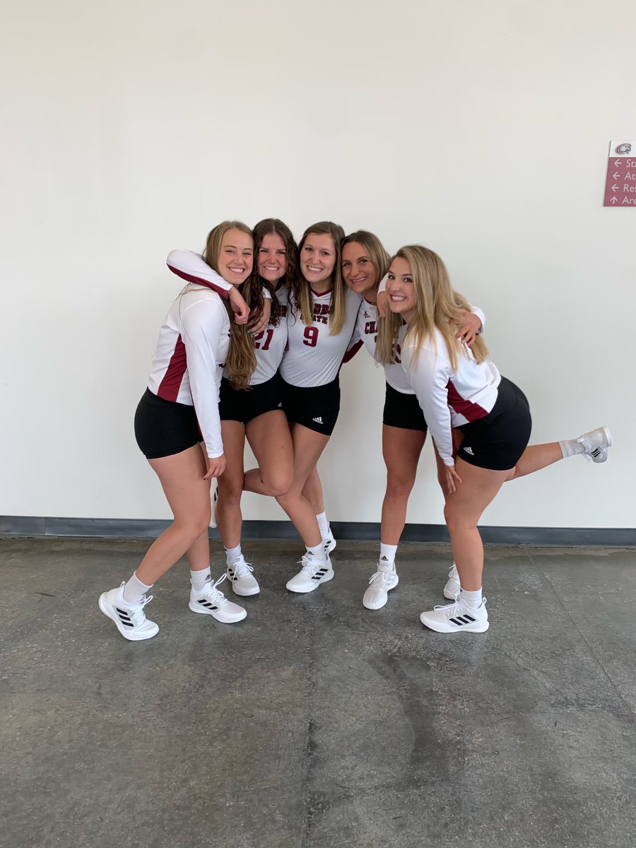CscVolleyball's tweet photo. Congratulations to our graduating seniors! Thank you for all that you have done for CSC! We wish you the best in your future! 🦅🏐🎓 https://t.co/gwYVOJiDUr