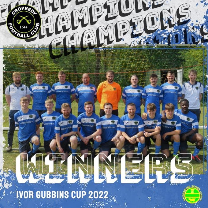The ref blows for full time, Cropredy Devs have won the Ivor Gubbins Cup! 

🔵 4-0🔴
Kyran Beales (3)
Damo

🏆 

#UpTheCrop