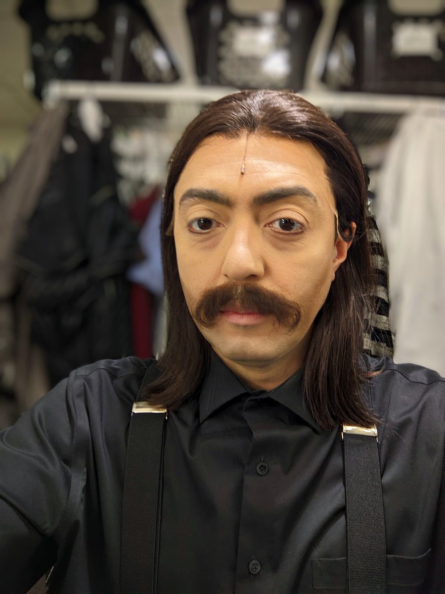 gmstevens's tweet photo. Respect! FYI your twin will be going on in #BeetlejuiceBway in just a few minutes https://t.co/nUbl5Poovi