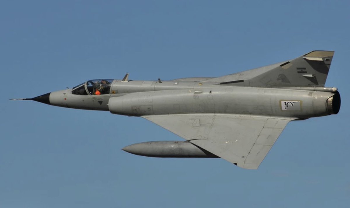 PucaraDefensa's tweet photo. La frutilla del postre
@FuerzaAerea_Arg #faa #delta #interceptor #espejismo #mirage #dagger #mara #VIbrigada #supersonico #mach2 #finger #M5A #M3EA #MIIIEA #dogfight
https://t.co/hbaR666Dob https://t.co/lCogxXgn4T