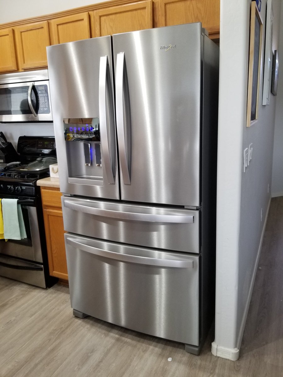 UltimateWraith's tweet image. You know you're an adult when you're excited by a new fridge