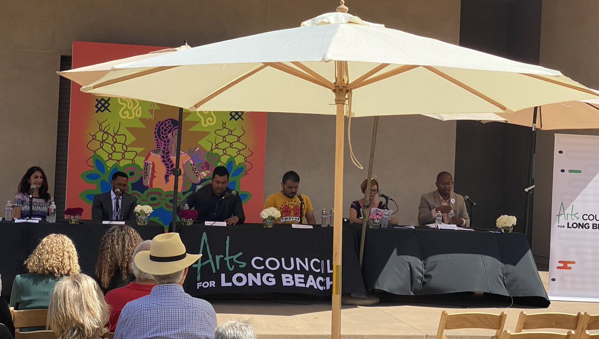 kimtabari's tweet photo. LB Mayoral forum @molaa
6 candidates for Mayor, it’s gonna be a fight to the finish line-June 7 #LBvote https://t.co/qcb0DO9iIv