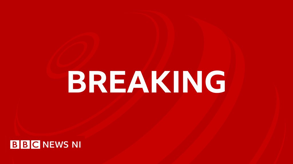 Historic election result in Northern Ireland as Sinn Féin wins most assembly seats for the first time, pushing DUP into second place #AE22 bbc.in/3P3JyMU