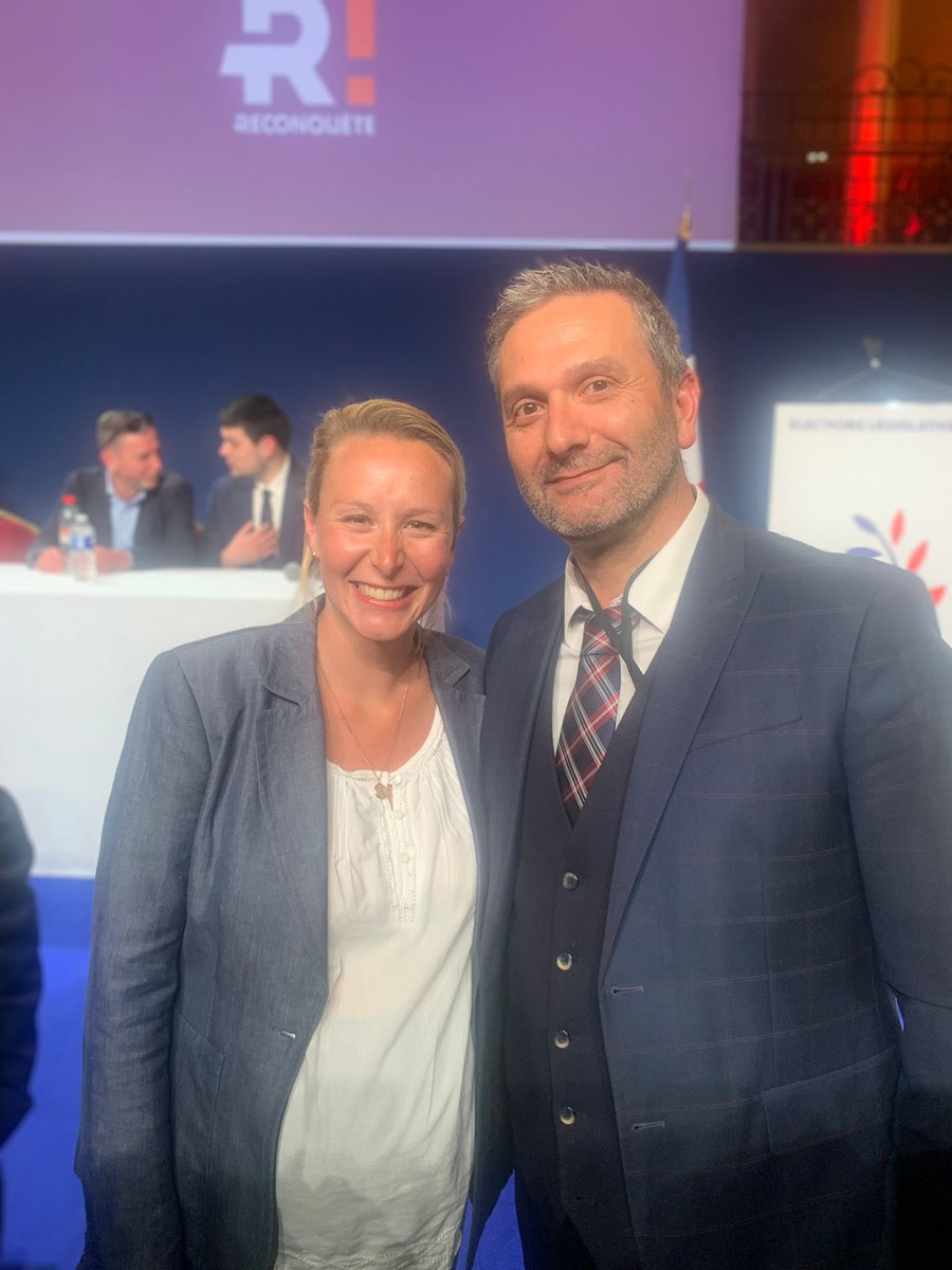 FabriceGalpin25's tweet photo. Merci à toi @MarionMarechal de m’apporter ton soutien dans la bataille que je mène pour les #legislatives2022 🇫🇷 https://t.co/ZNSKvNWeLI