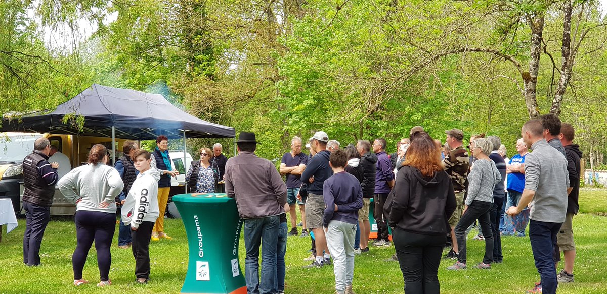 CuillierAgnes's tweet photo. @Groupama caisse Locale Reims Vesle. Merci à tous pour votre participation à cette journée pêche #groupama Marne https://t.co/YgZ69iYuvC