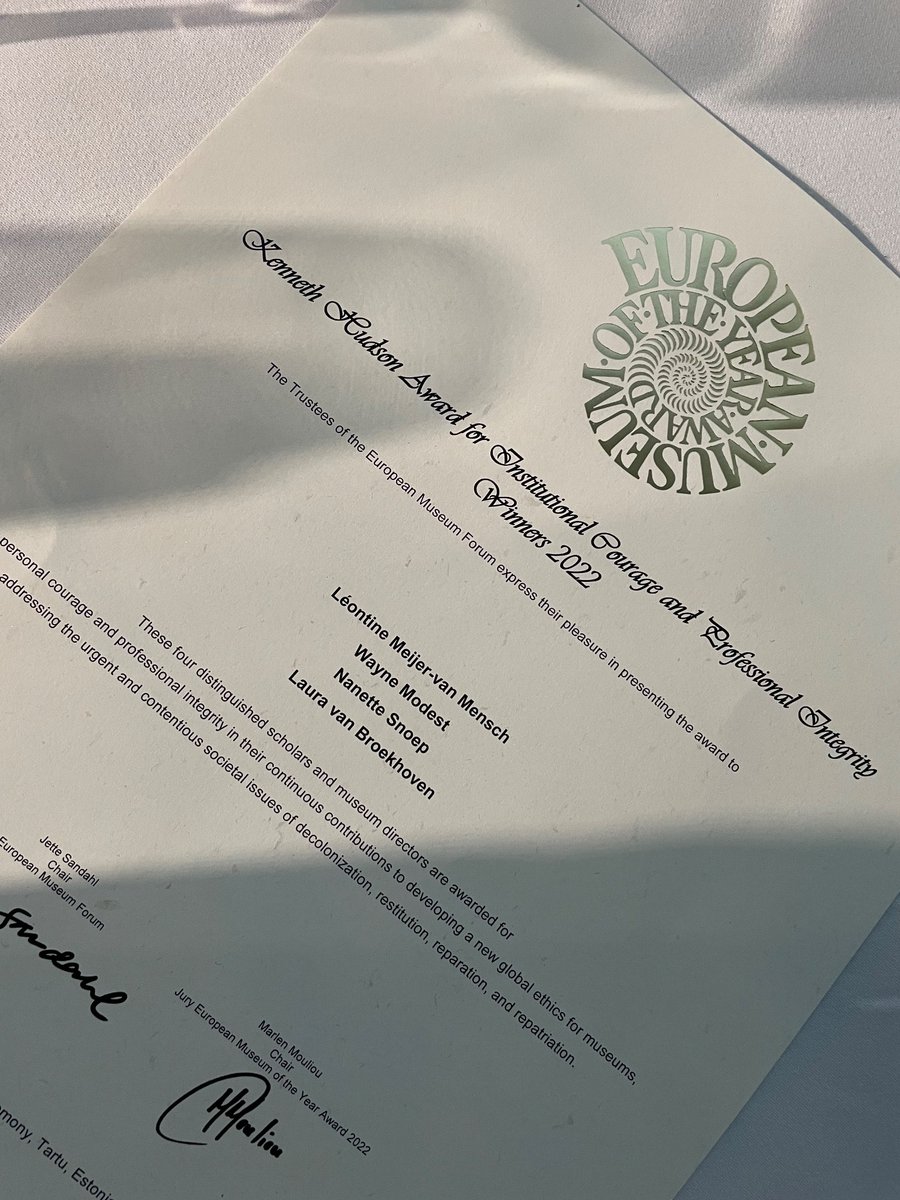 Laura Van Broekhoven tweet media