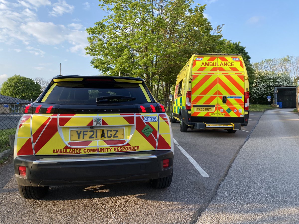 HarboroughCFRs's tweet photo. Night shift 3 of 4 for the weekend. Jack is back on in Leicester city until the early hours, providing support to @EMASNHSTrust in responding to emergency 999 calls.

#CFR #CommunityFirstResponders #FirstResponders #Ambulance #999Wise https://t.co/DFxU5AF3YM
