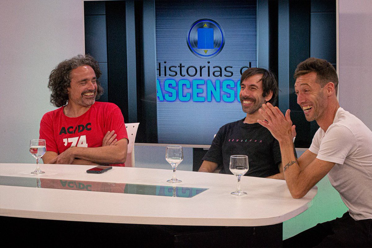 HDAscensor's tweet photo. Algunas fotos del hermoso programa del día de hoy. ¡Muchas gracias por su visita @diegodellasala, @reichmartin y @clementedeviaje! https://t.co/JRiaJQgSKr