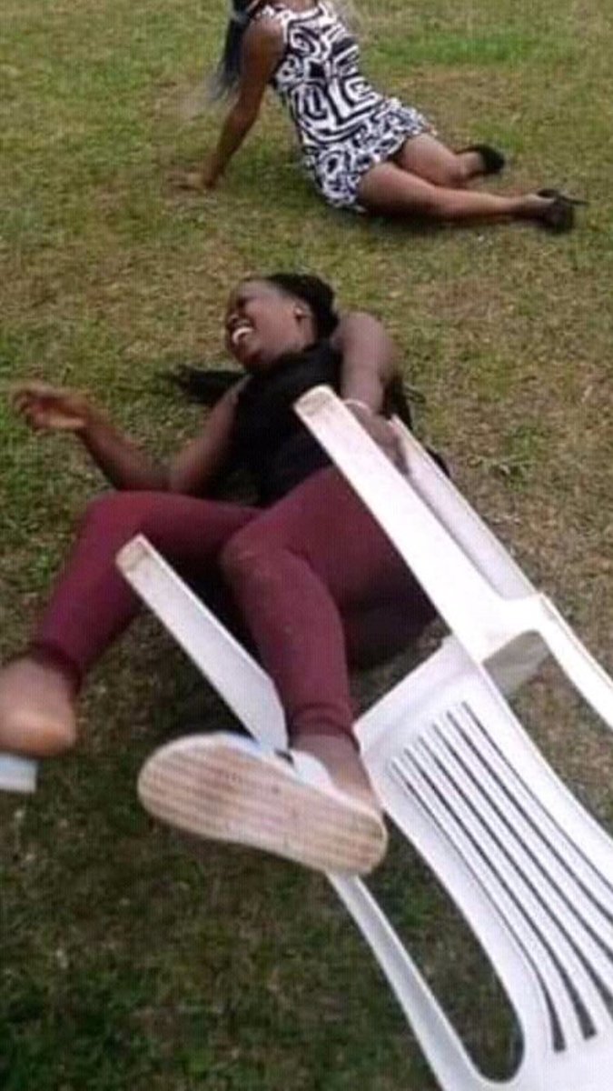 MsChaba12's tweet photo. Dabula and chewing the chickens😂😂😂😂
#Umdeni https://t.co/N3v1pcl3rP