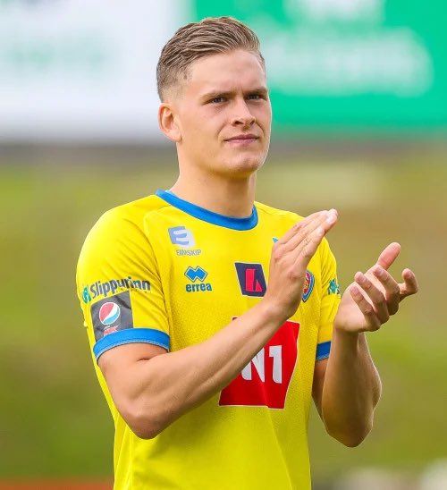 Ívar Örn appreciation tweet! Blæðir gulu og bláu! 

Mynd: <a href="/haflidib/">Hafliði Breiðfjörð</a>