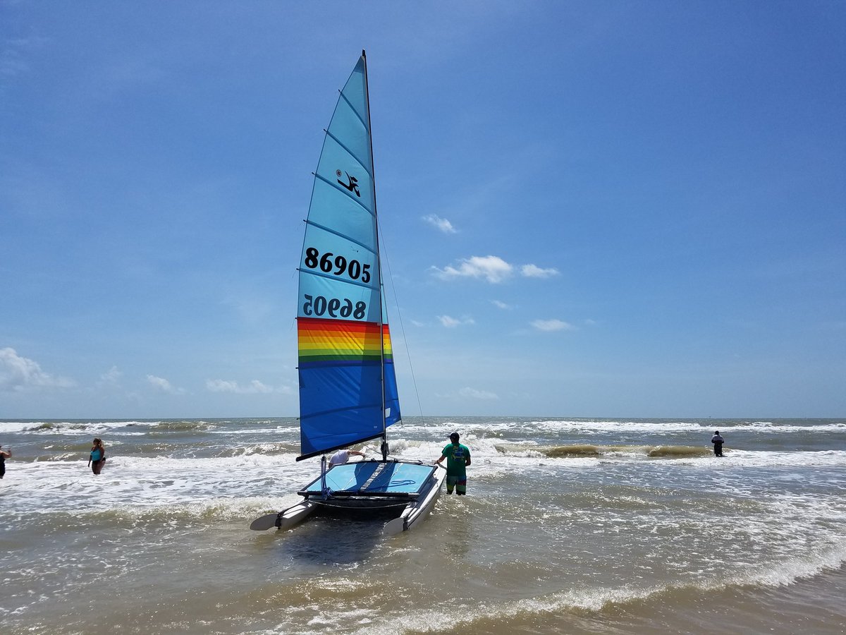 los_weezy's tweet photo. Henry's catamaran. My first time sailing thanks, JHP,
☆☆☆☆☆
#sailing #catamaran #surfsidetx https://t.co/Y1imRWVndE