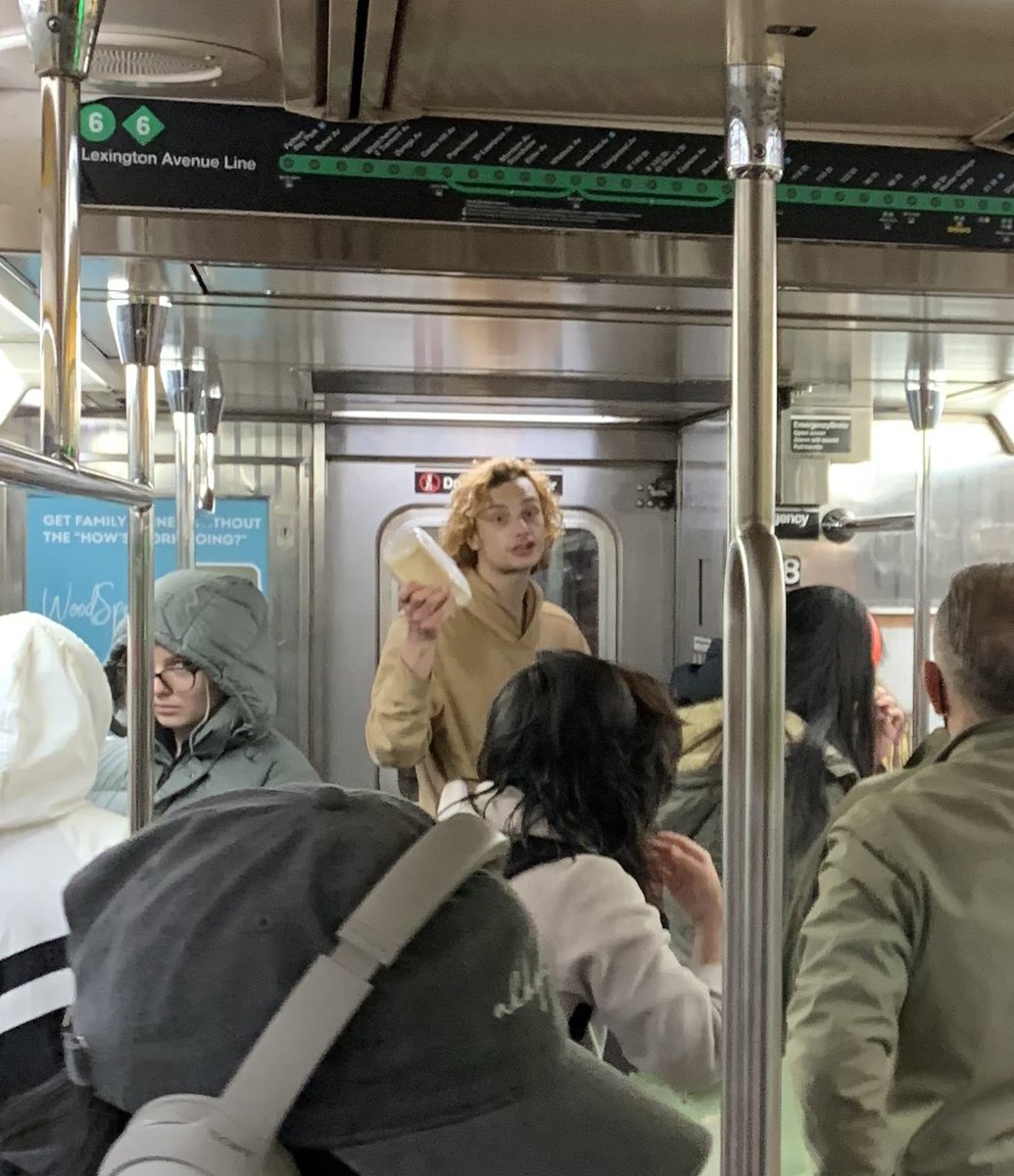 ryanmmax's tweet photo. This guy was trying to sell sea urchin on my 6 train today. “Fresh from Osaka, on the 5th.” https://t.co/kac7W3zGzj