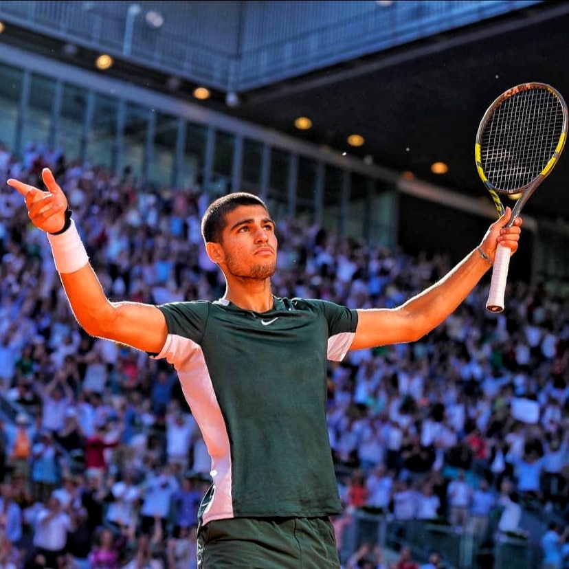BetclicPortugal's tweet photo. 🇪🇦 Alcaraz, de apenas 19 anos, vence Nadal ontem e Djokovic hoje! INCRÍVEL! https://t.co/1wK8jqpDcM