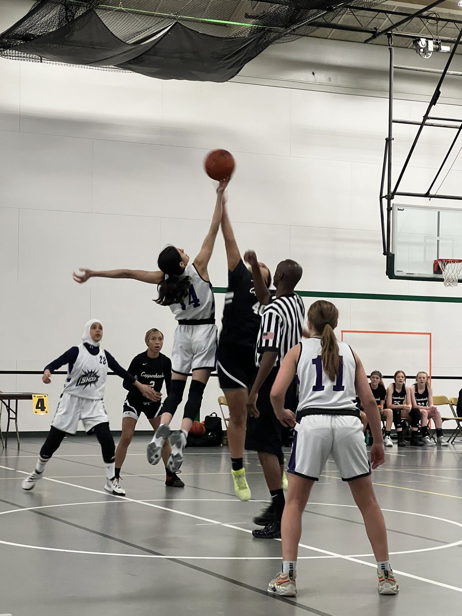 MaddieBernet's tweet photo. #baller @AnnaMawloud_14 @CYAShock2025 https://t.co/YIEfAaPgCP