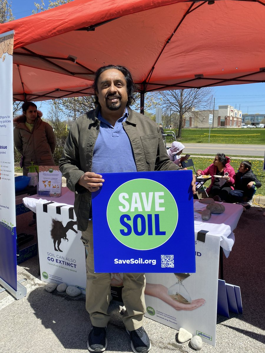 TiGE_Tweets's tweet photo. Get to know save the soil movement initiated by Sadhguru
Great energy  
Wonderful volunteers 
Impressive

@cpsavesoil 
@IshaUSA
@sadhgurujv
@consciousplanet
@isha_usa
@sadhguru
@IshaUSA
@sadhguru https://t.co/gDta8EmNb4