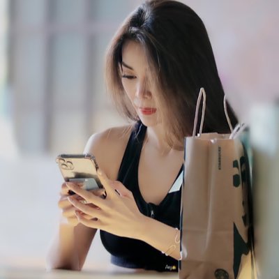 EWaraha's tweet photo. #NewProfilePic https://t.co/uELYyFxUNe