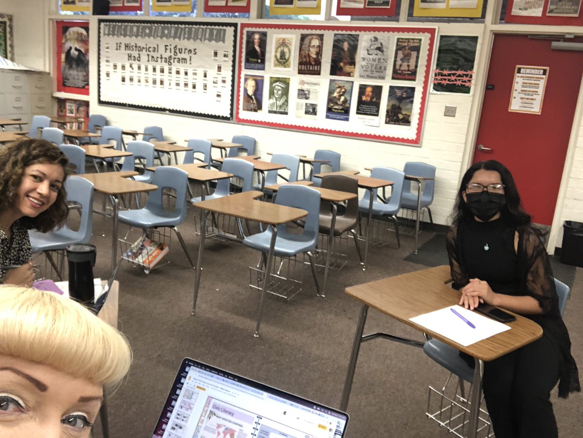 DrRenaeBryant's tweet photo. #AUHSD seniors are participating in capstone int! Thx to staff, fam & community mbrs who volunteered time 2 int! This Sat AM we spent time int Loara Saxons. Tues-Savanna HS Rebel sr. Such a rewarding exp getting to know Ss better, their use of 5Cs &plans 4 future! #UnlimitedYou https://t.co/iJvYwedJE7