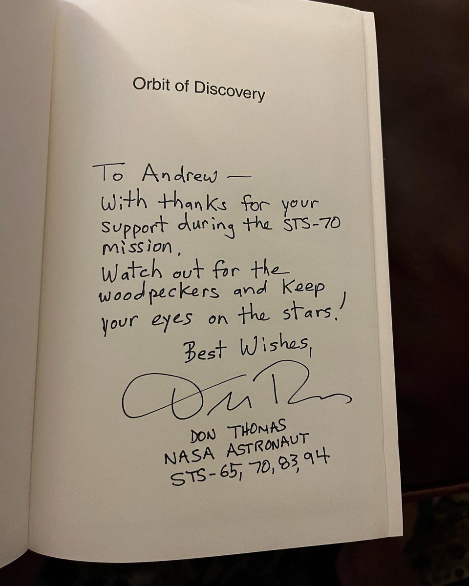 aparrisx's tweet photo. A big shout out and thank you to @astro_DonThomas for signing his book for me. It was a honor to work along side Don and the rest of the STS-70 crew. #theinspired24 #sts70 @wearespacehero #wearespacehero #flyspacehero #space #sts #spaceshuttle #allohiocrew https://t.co/2ukKI74RIt