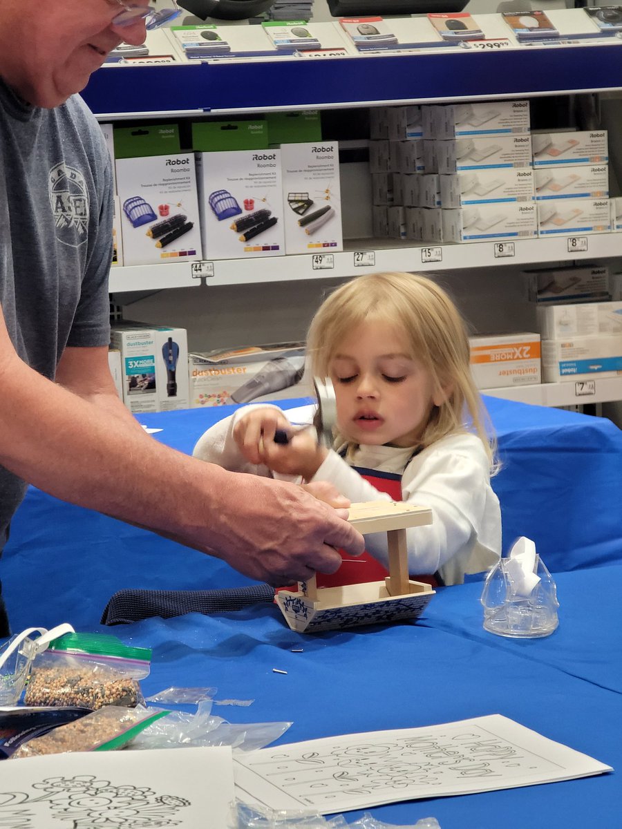 Lowe's Harrisburg #0522 tweet media