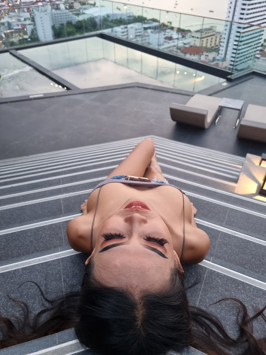 Let me know if you wanna walk around city with me🏙💕
onlyfans.com/noki_thai