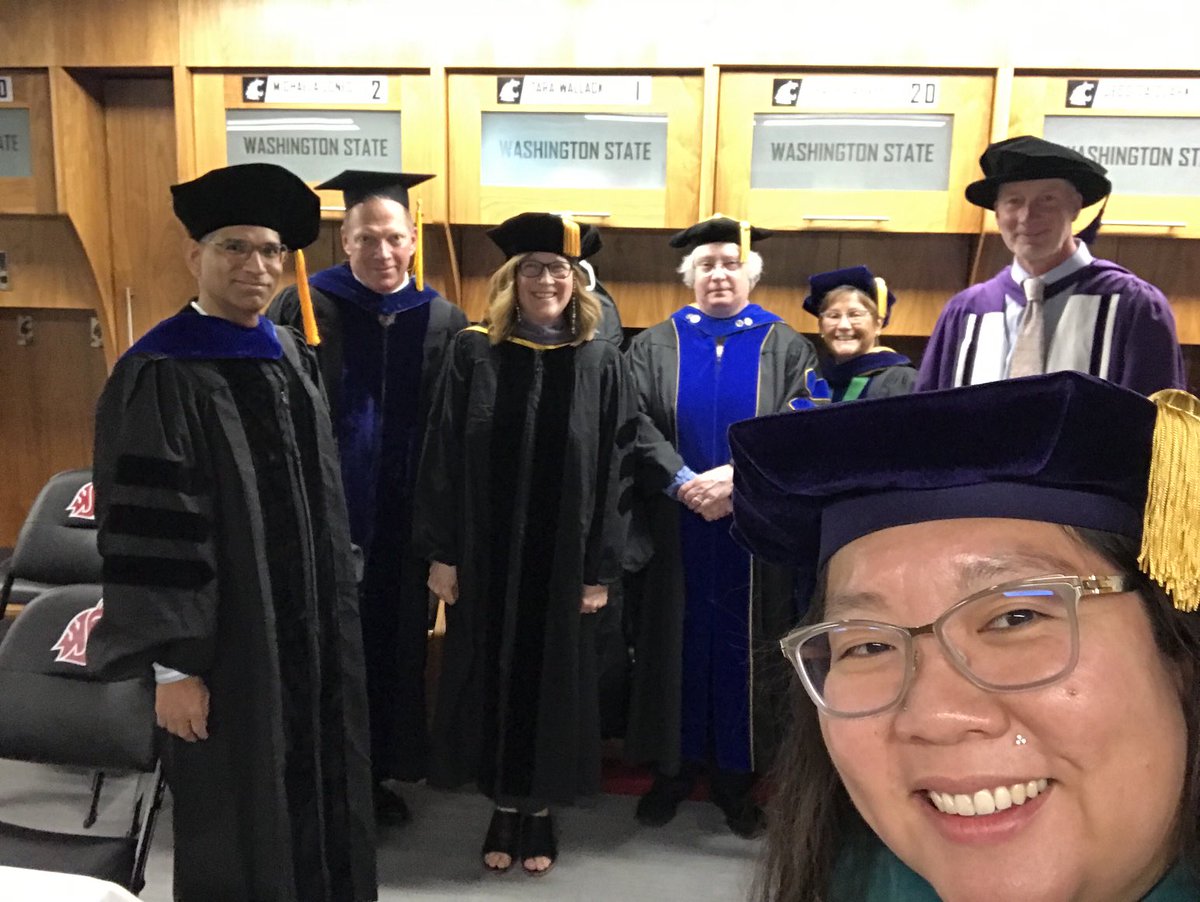 Your ⁦@WSUPullman⁩ ⁦@WSUSpokane⁩ Deans ready to go for ceremony 2. We see you ⁦@WSUNursing⁩ ⁦@wsucahnrs⁩ ⁦@WSUVoiland⁩ ⁦@WSUvetmed⁩ ⁦@GradSchoolWSU⁩ students. Let’s do this! #gocougs #classof2022