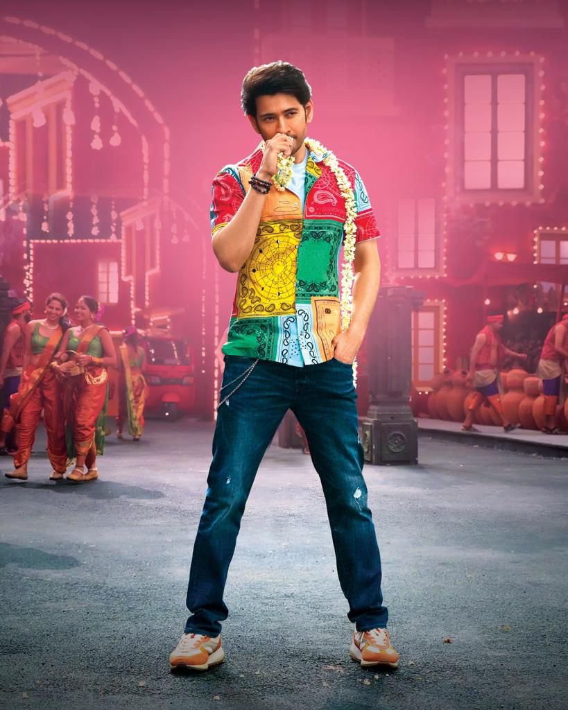 satish_dhfm07's tweet photo. @SVPTheFilm @urstrulyMahesh HD pic pettu bro https://t.co/rmx6CeRJ8w