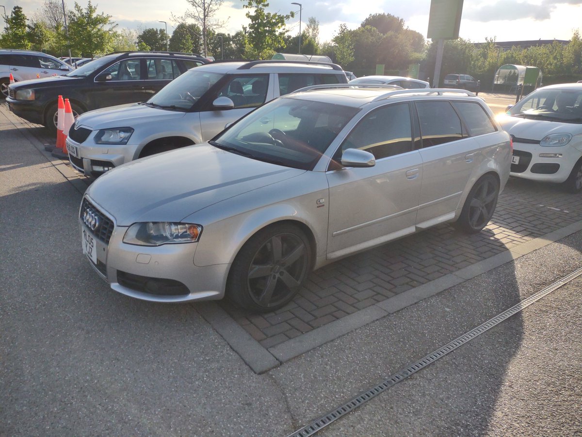 Morgan_T_Brown's tweet photo. Waitrose delivers...a couple of fast wagons. Makes a change from all the SUVs. The RS4 makes the Japanese import S4 seem a little anemic. #Audi #fastwagons #S4 #RS4 #waitrose https://t.co/AIMR26bKg0