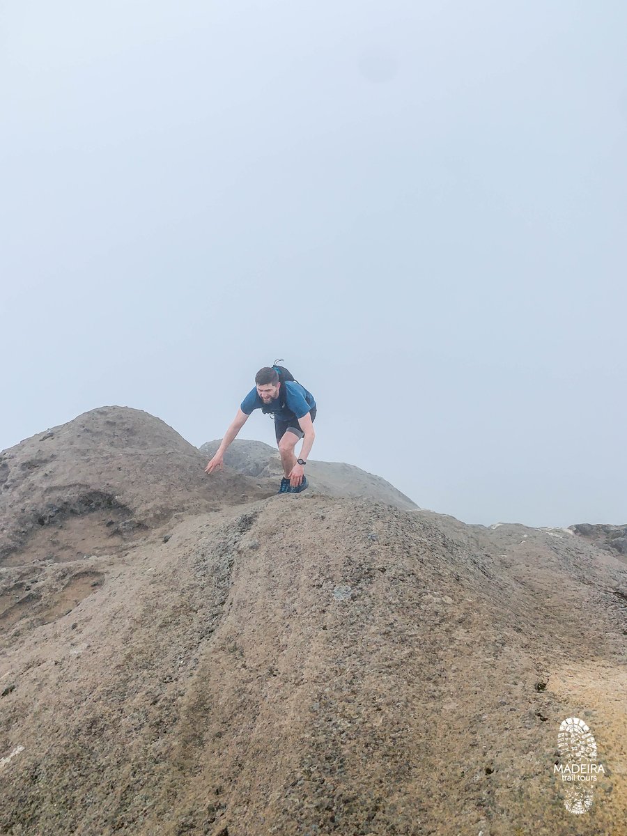 MadeiraTrail's tweet photo. An Irishman🇮🇪 in Madeira! 🤙
Shane is a summits man, so we took him on the central massif to climb to the top of Pico Grande (1.654m) 🧗‍♂️ ⛰
It was a tough and technical run of 19km but totally worth it! 😍 🌸 🏃‍♂️💪

Book your Running Tour at https://t.co/TCUShmGRQG⬅️
#trailrunning https://t.co/8nsA9h97tU