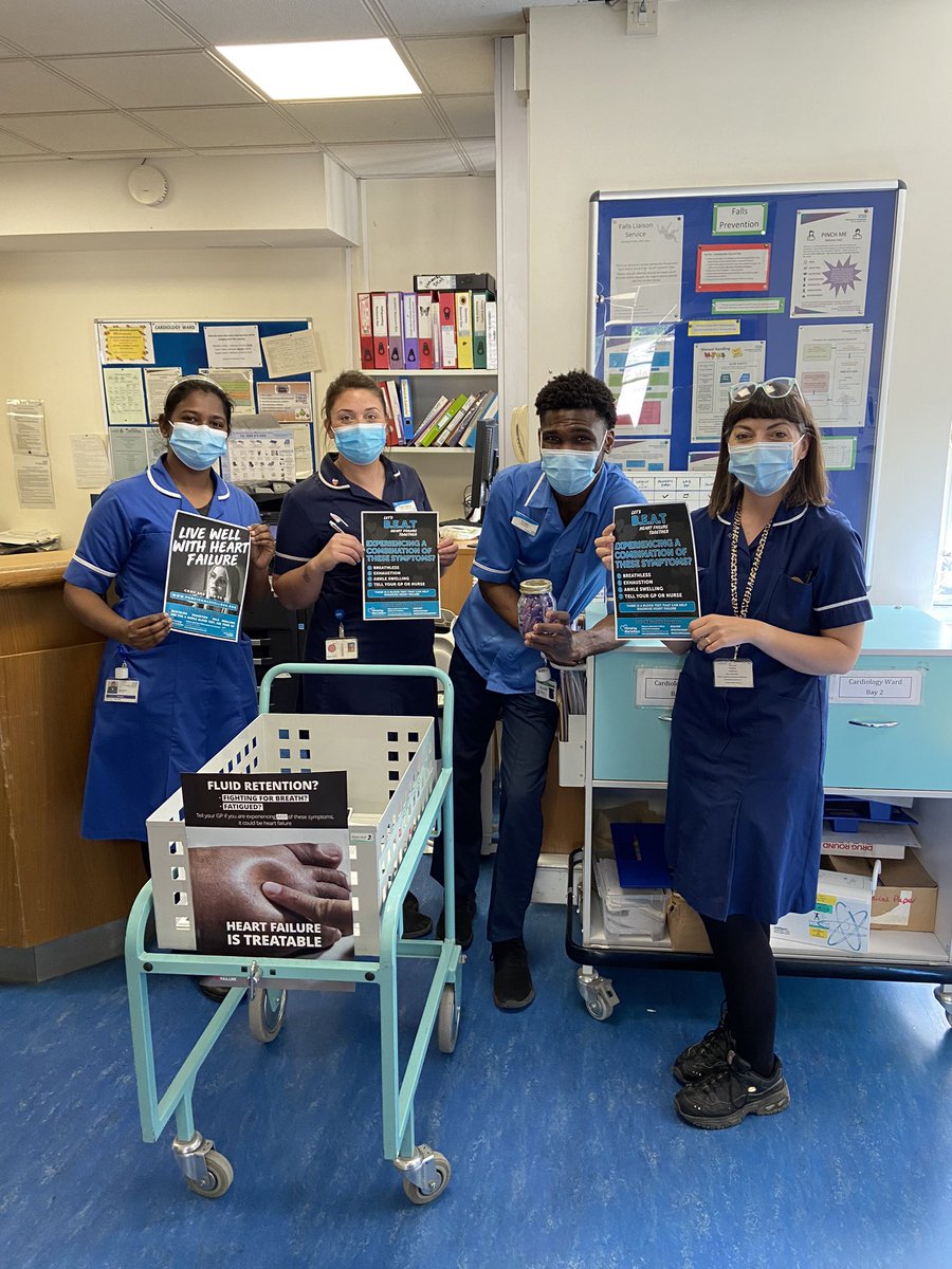 Celebrating Heart Failure Awareness week with our brilliant Heart Function Team educating healthcare workers across HHFT sites. Also a guess the weight of the sweet jar game to raise awareness of the importance of daily weights ❤️ <a href="/EmmaGuha/">Emma Guha</a> <a href="/ginastanley73/">Gina Stanley</a> <a href="/ktpt1507/">KatiePrichard-Thomas</a> <a href="/FoxLouLou/">Louise Fox</a>