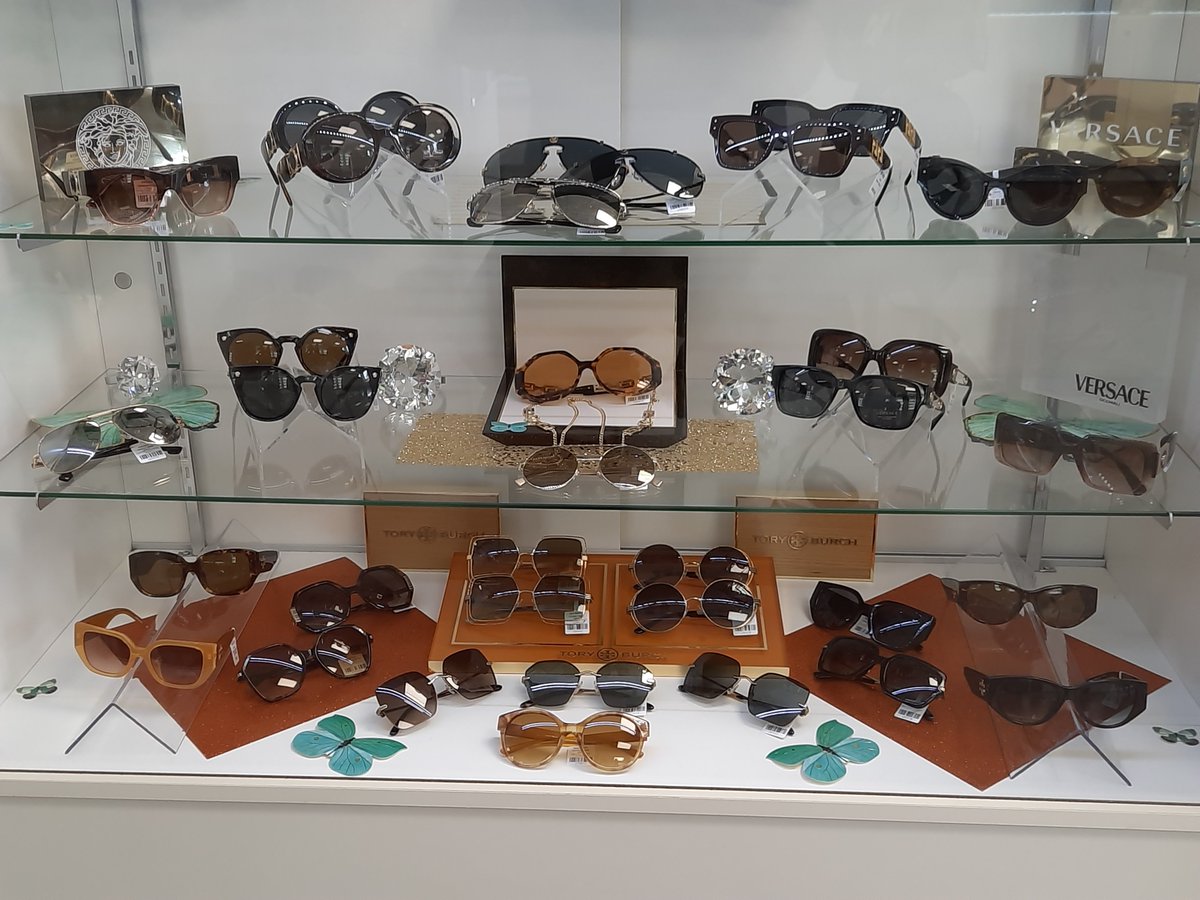 AmerSunglass's tweet photo. We have new arrivals! 😎 https://t.co/PpCxOBP2hi