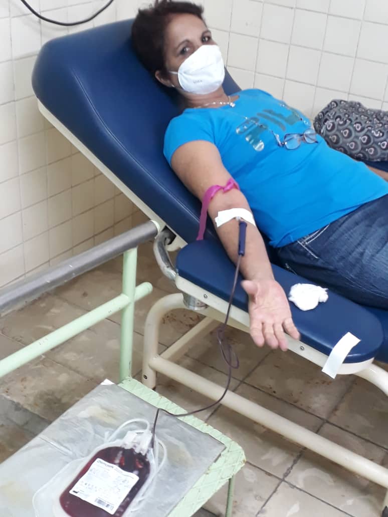 elbator47492122's tweet photo. La FCM de Mayabeque presente en las donaciones de sangre con estudiantes y trabajadores #SomosCuba #SomosContinuidad #porcuba #FCMM #DPSMayabeque @decanoheste @MariaCr53441363 @irs @DiazCanelB @DrRobertoMOjeda https://t.co/7abQcMSoEv