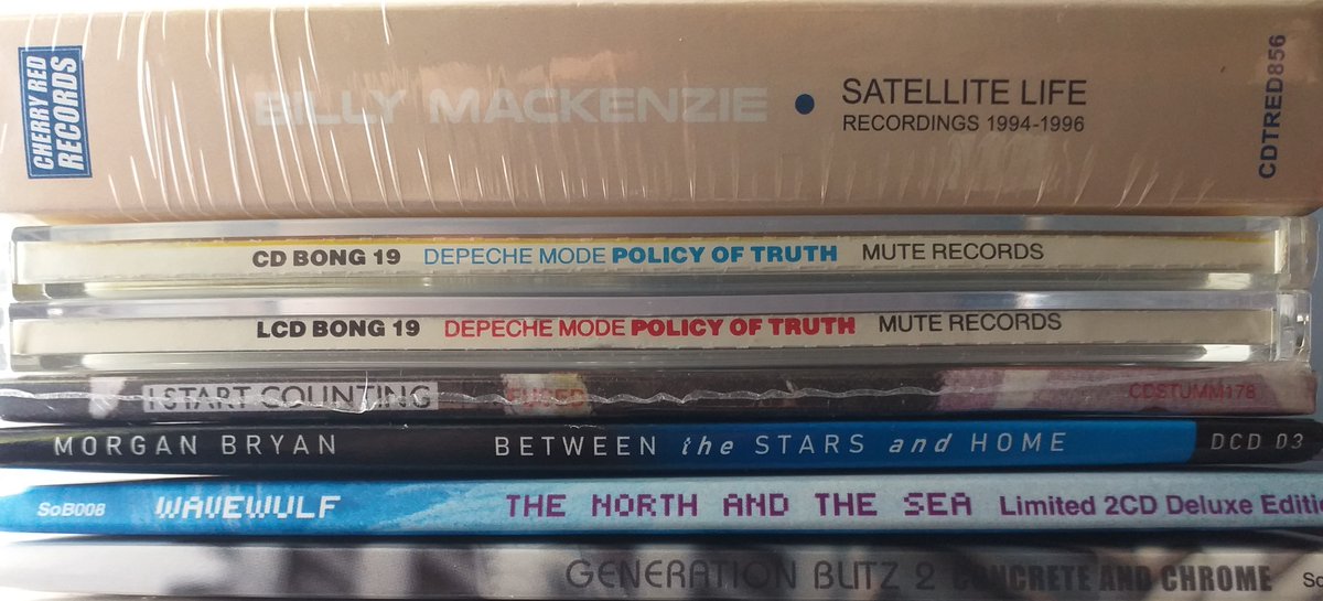ColinsCuts's tweet photo. #Electrocurated programme #186
▶️https://t.co/iK7gwIcdz9
featured
#DiscoverAndRemember gems from what you see below
by
#Betonmöbel and #DepthCruiser from #ConcreteAndChrome
#BillyMackenzie
2x #DepecheMode celebrating a release #anniversary
#IStartCounting
#MorganBryan
& #Wavewulf https://t.co/t3fjSbmI8D