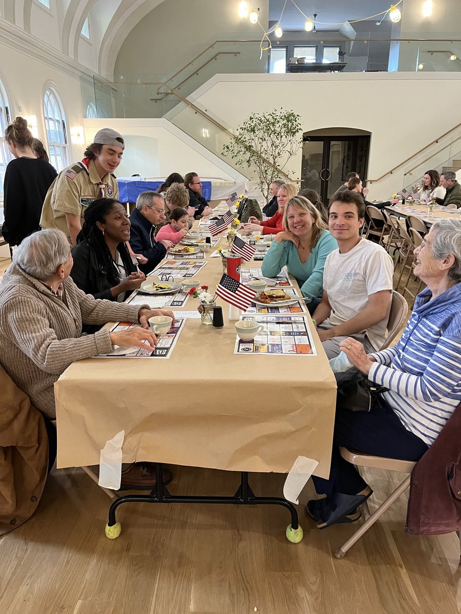 Nirva_LaFortune's tweet photo. Started the morning bright and early with a pancake breakfast for champions courtesy of @NCBSA Troop-28-PVD. After, although a bit cold, we knocked on doors!
#TeamNirva, #VoteNirva #NirvaforMayor https://t.co/pKvl6wl0aI