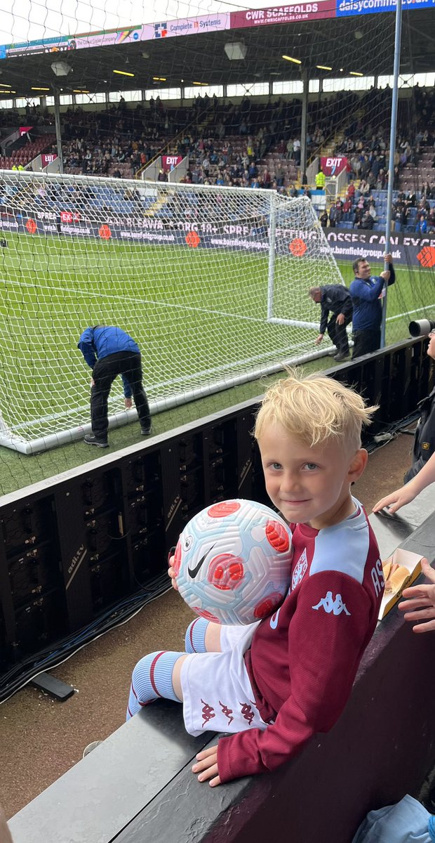 Karianne Rendell tweet media