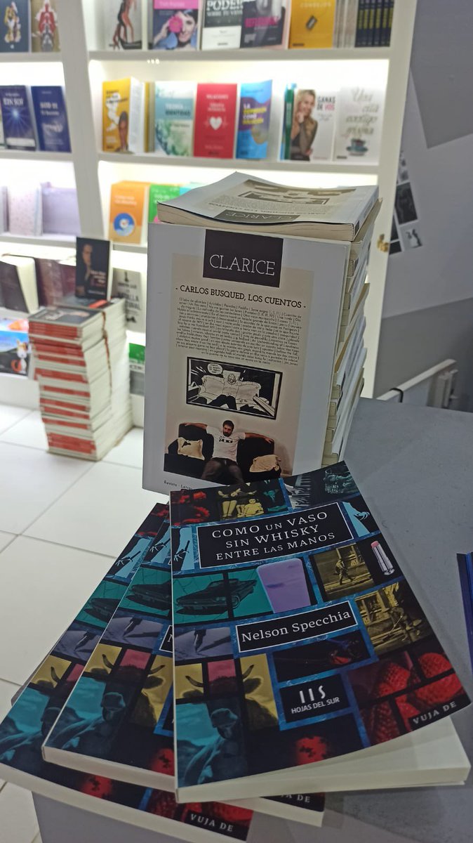 nspecchia's tweet photo. #FeriaDelLibro2022 
Stand 327
#hojasdelsur
#clarice
#busqued https://t.co/bIumzkCsqK
