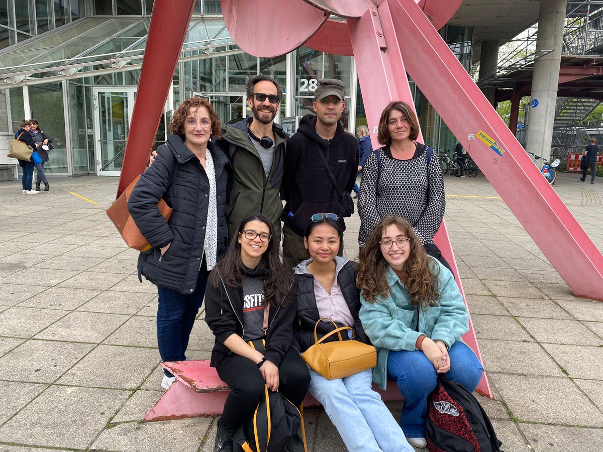 _Laurotah's tweet photo. muchas gracias compis por haberme acompañado en esta experiencia 💖 nos vemos por Alcalá #KAO1AAlcalá #MiErasmusPlus @alcalaidiomas https://t.co/Cwx8ZJxydY