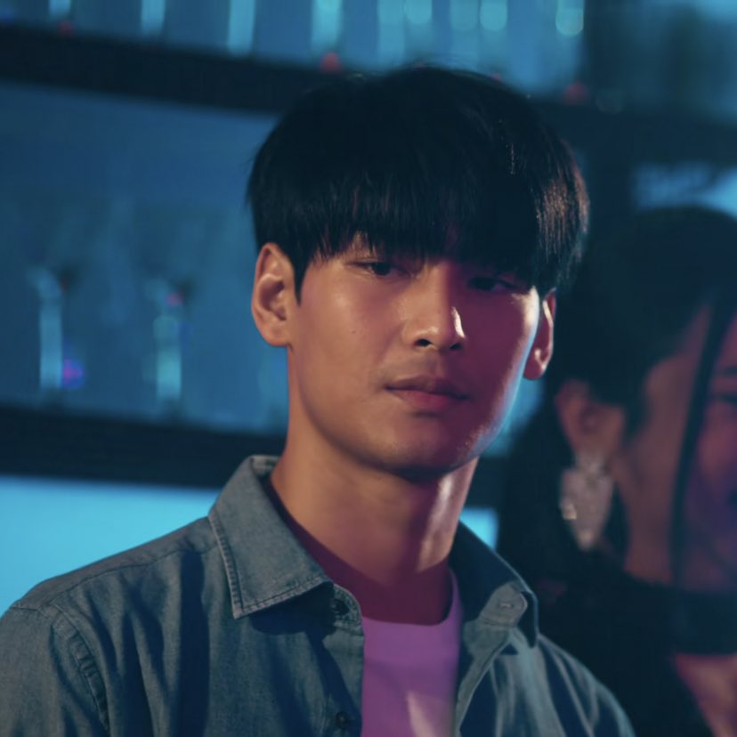 meanmah1's tweet photo. น่าเอ็นดูมากอะ #KinnPorscheEP5 https://t.co/cX1rD8MZrm