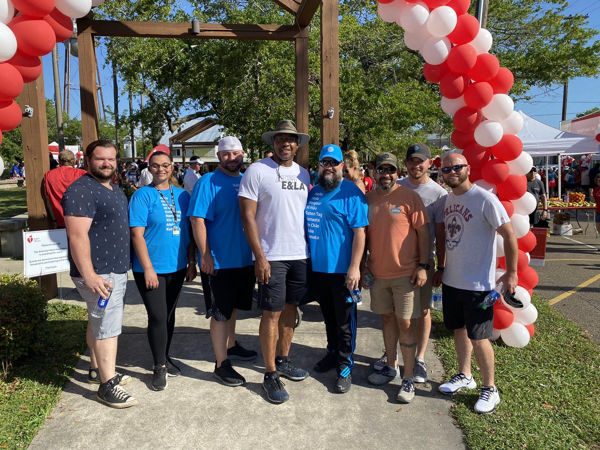 EdwinLoeffler's tweet photo. The Northshore team in big support for the @American_Heart heart walk! @KourtneyBlossom @sauls_arthur @carawfields @theeastregion @ericjones1816 @ATTNEWS @ATT https://t.co/s8P2wPGoHc