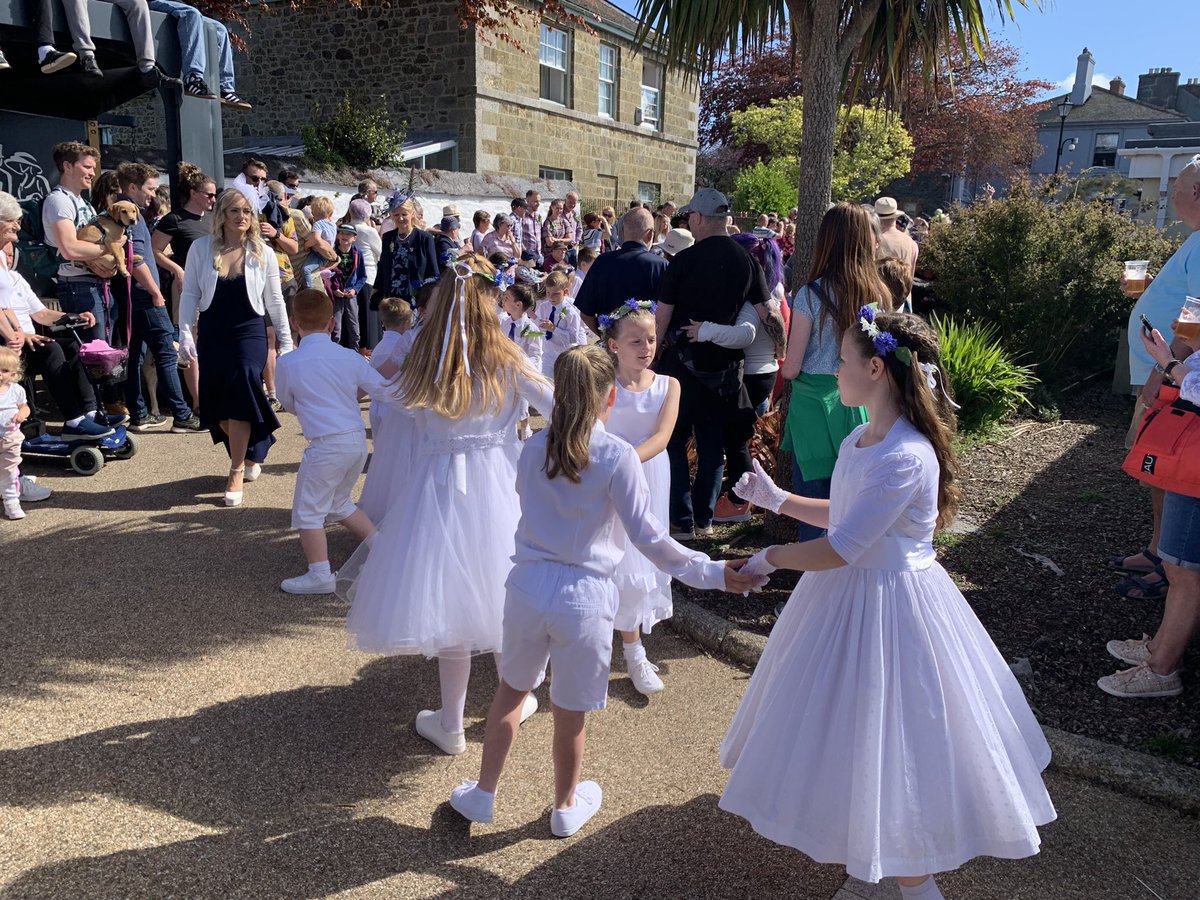 Paperchaser tweet media