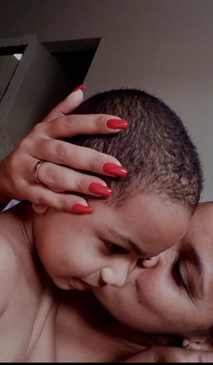 PenhaSaless's tweet photo. henrique ๐ฉโ๐ฆโค๐งธ
Eu nรฃo sou uma mรฃe perfeita, Cometo erros, perco a paciรชncia, e isso nรฃo importa, um filho nรฃo precisa de uma mรฃe perfeita, precisa de uma mรฃe que o ame e proteja! E sobre isso, Eu pretendo ser imbatรญvel.โค
#PENHASALES https://t.co/UmpxDyIZ8I