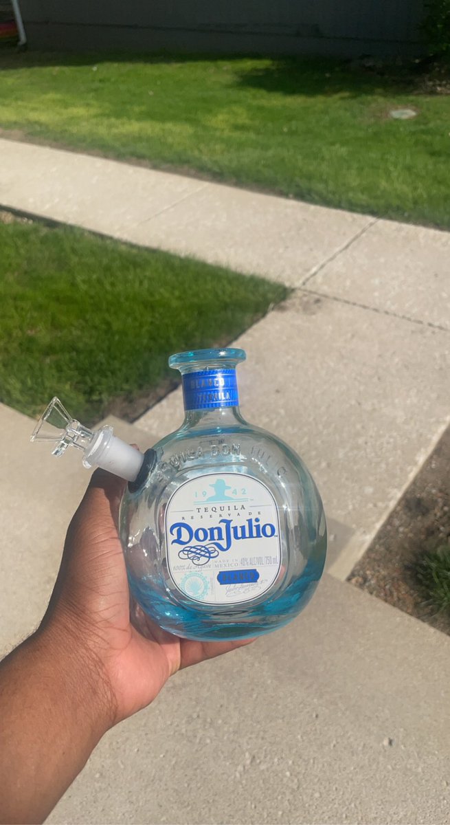 LiqBottleBongs's tweet photo. I just started a business making bongs out of alcohol bottles. I would really appreciate a rt because my next customer customer could be on your timeline. Im doing a raffle for 1 free bottle bong of your choice. To enter the raffle all you have to do is like, rt, and follow me! https://t.co/hkLglqFHjq