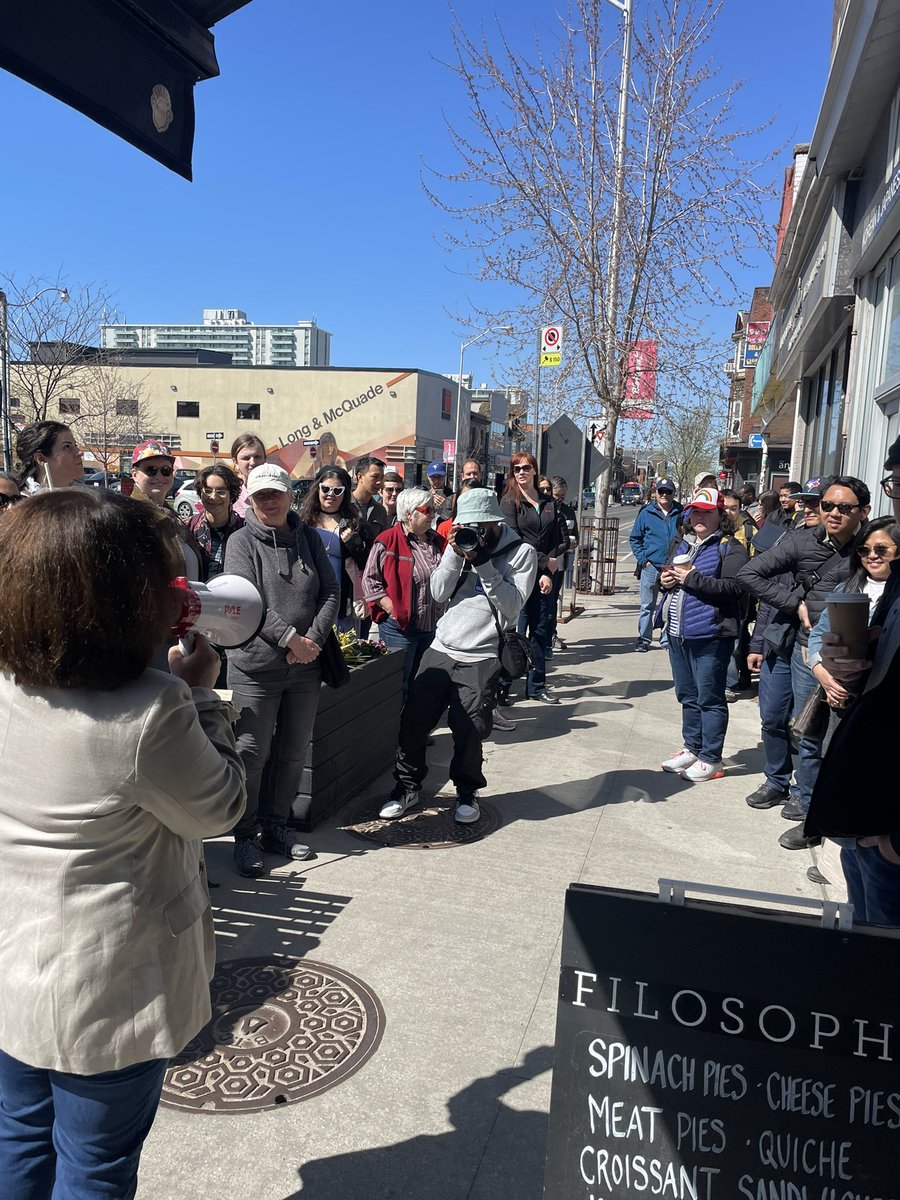 tobakiss's tweet photo. Wow, I am so full of gratitude for those that chose to walk with me and @Bloorcourt_BIA today for the @JanesWalkTO Coffee, Culture &amp; Conversation Walk. We had 40+ guests join us from all over the city! 

#lovelocal #walklocal #community https://t.co/ZEYnWTbgei