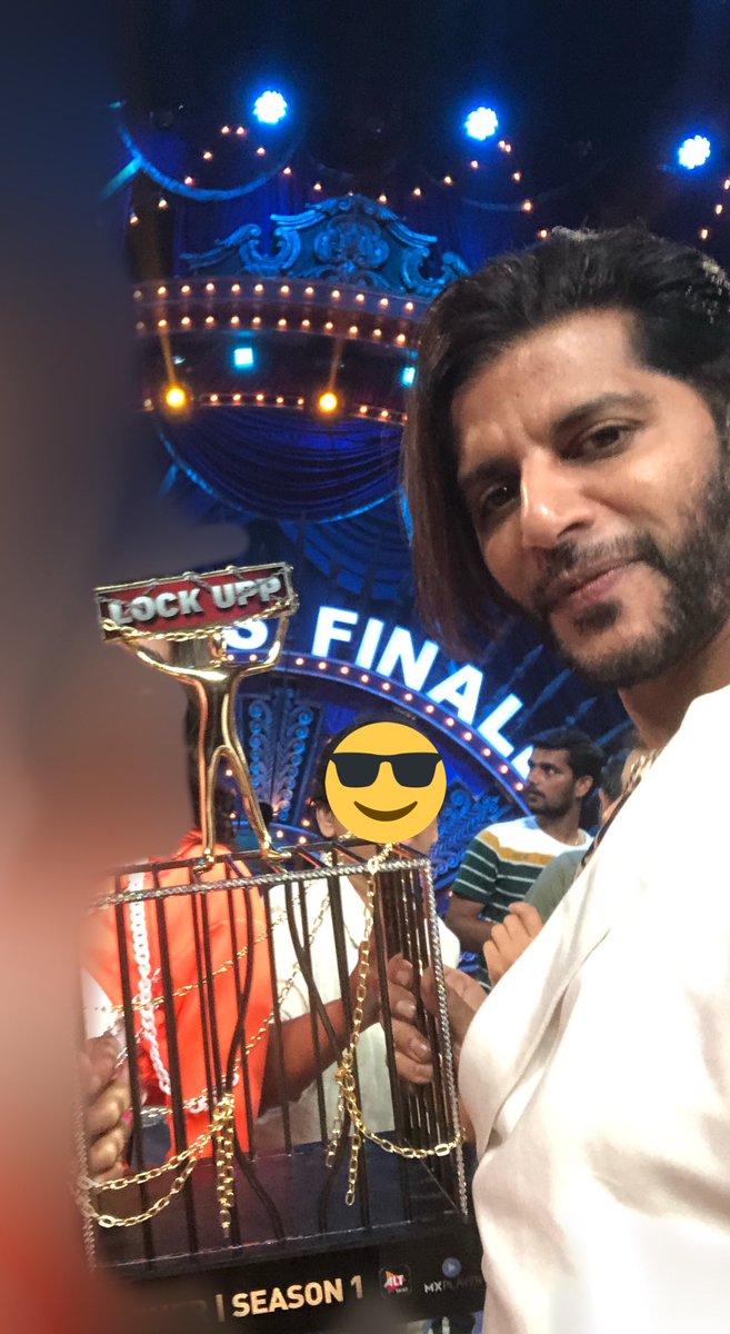 KVBohra's tweet photo. Standing with the winner….. any guesses? #lockup @MXPlayer @altbalaji https://t.co/VgYfHggyzr