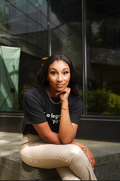 xcarrii's tweet photo. Jeremiah 29:11

💜 x8 Dean’s List
💜 Cum Laude 
💜 x4 Internships 
💜 Purple Jackets VP
💜 Tau Beta Pi VP
💜 TMCF Scholar
💜 Boeing Ambassador 
💜 Goldman Sachs Ambassador 
💜 Alpha Kappa Mu Honor Society

..and in 4 years! I’m joining the 4% of black female aerospace engineers🛩 https://t.co/vnOPR3u5Le