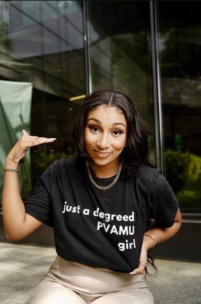 xcarrii's tweet photo. Jeremiah 29:11

💜 x8 Dean’s List
💜 Cum Laude 
💜 x4 Internships 
💜 Purple Jackets VP
💜 Tau Beta Pi VP
💜 TMCF Scholar
💜 Boeing Ambassador 
💜 Goldman Sachs Ambassador 
💜 Alpha Kappa Mu Honor Society

..and in 4 years! I’m joining the 4% of black female aerospace engineers🛩 https://t.co/vnOPR3u5Le