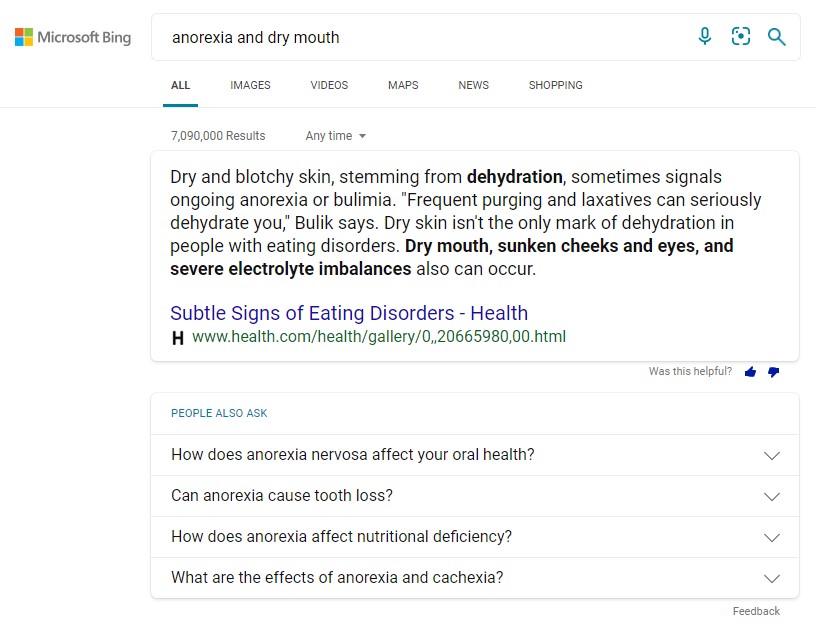 Eating disorders are no joke; according to medical notes (along with anxiety) Amber Heard has struggled with an ED. If we look at the facts of certain eating disorders such as Bulimia and Anorexia, we can find things that can debunk "redness" to the face and bloody lips.