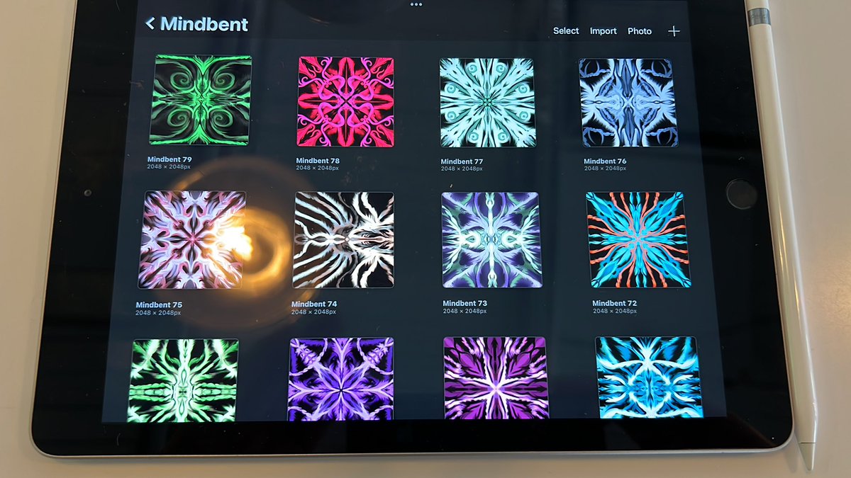 ChrisDoesNFT's tweet photo. Can’t believe I’ve almost created 100 Mindbents https://t.co/YZb9VxN7oW