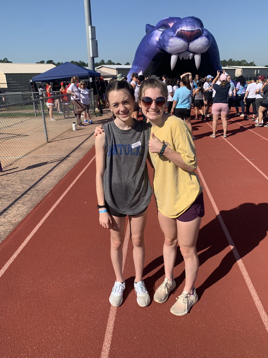 AmySiigler's tweet photo. My girls volunteered with me at Challenge day yesterday! My 5th Challenge Day and their first!! It gets better every yr ππ Love watching my speech kids win π those medals!! #Tomballstudentsupport #Destinationexcellence #Challengeday #oakcrestintermediate #WWJHS https://t.co/yk1qapcmyU