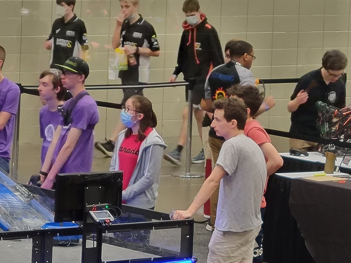 ABJRobotics's tweet image. ABJ Robotics about to compete in the Math division knock out rounds.