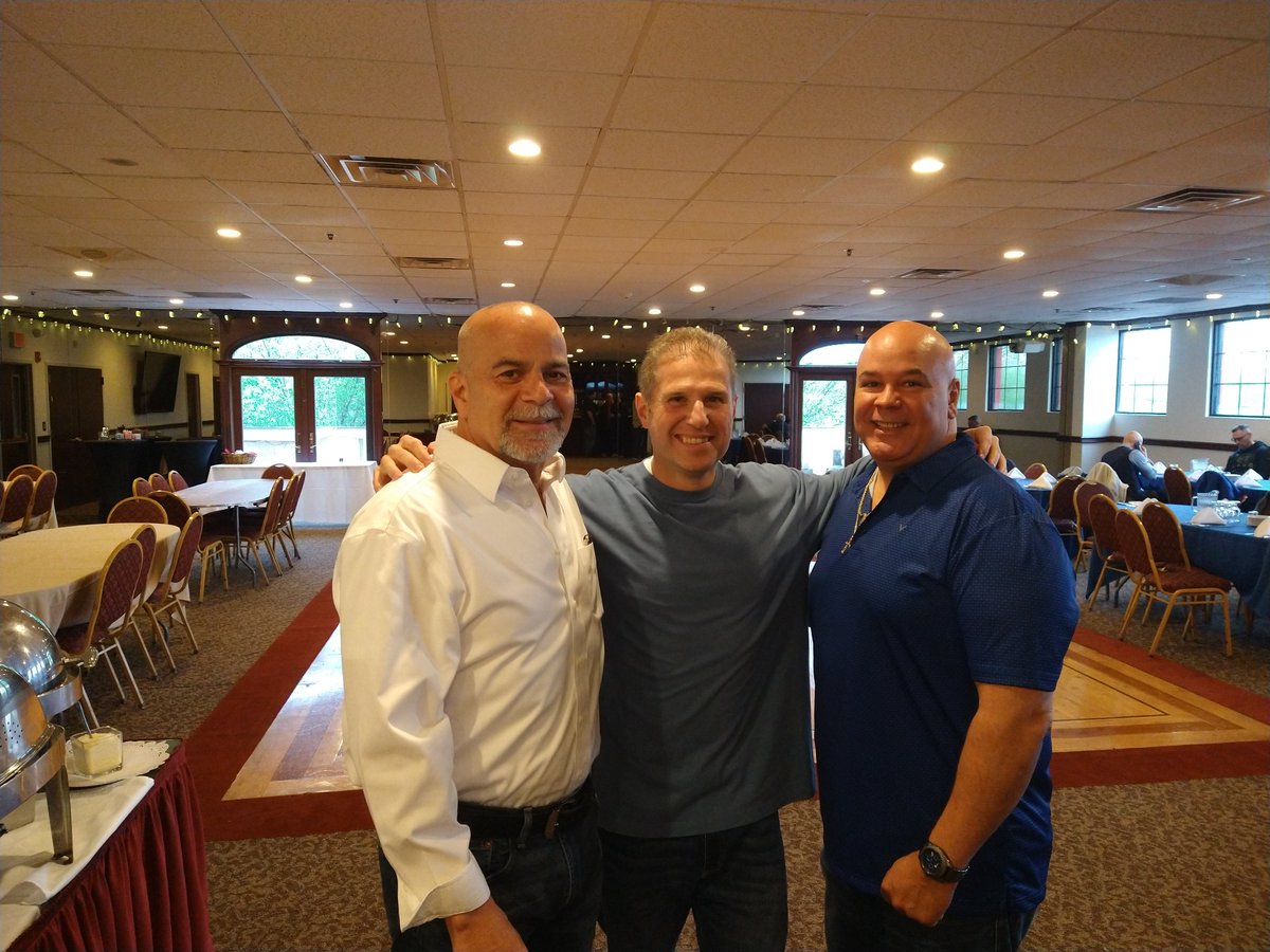 KenFerrante's tweet photo. Great day at Redd's in Carlstadt for the semi-annual @HobokenPD Retirement luncheon. Thanks to @HobokenPBA2 Pres. Marsi, @HobokenPSOA2 Pres. @EDrishti @NJSPBA State Delegate Hatfield as well as organizers Tom Kennedy &amp; Dennis Edgar @ecruz38 @JCsuperst @AnthonyLRomano https://t.co/Etb1sygmdm